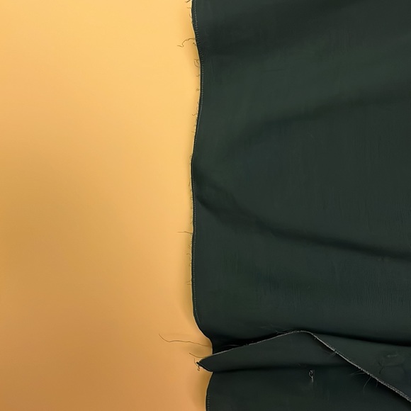 Marni Emerald green silk blouse. - Picture 4 of 7